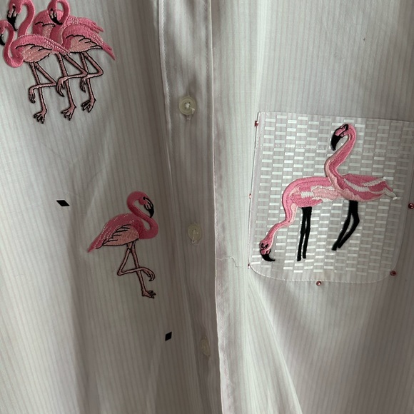 Shirt - Picture 2 of 3